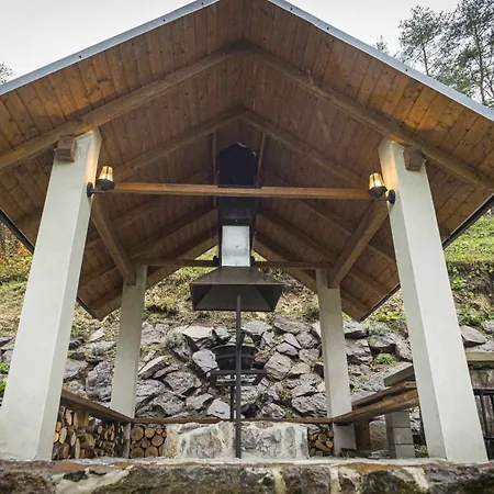 Lodge Pod Hradom 1 Uhrovske Podhradie
